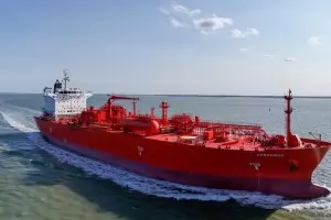 Иран сложи такса от 2 млн. долара за преминаване на Ормузкия проток