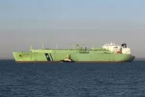 Руски танкер гори в Средиземно море