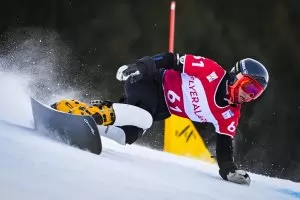 Сезонът в сноуборда приключи с българин в Топ 4