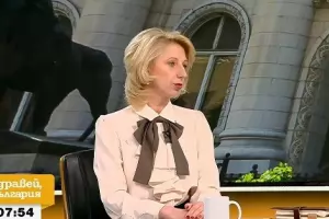 Адвокат разкри, че прокурорският син наскоро е палил коли на полицаи