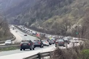 Тираджия нарочно запуши тунел "Витиня" в посока София