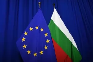 ЕК: Българската икономика се забавя и държавният дълг се увеличава