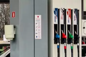 232 000 души ще получат по 20 евро за горива за април
