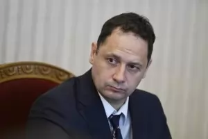ПБ пак променя правилника на НС заради депутатските заплати