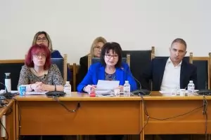 КПК ще заработи и при избрани трима от петимата ѝ членове