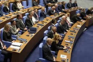ПБ замразява депутатските заплати на нивото от март 2026 г.