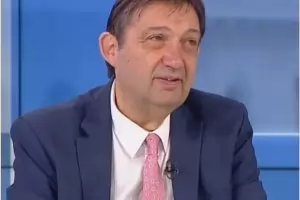 Министър Шишков обеща пътните
ремонти да свършат до края на юни