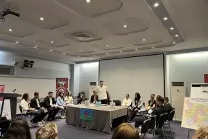 Ученически омбудсман издейства 2 големи междучасия за съучениците си