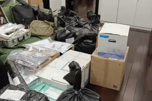 Полицията арестува трима души за "незаконния град" край Варна