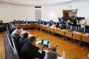 Адвокати се разбунтуваха срещу Висшия адвокатски съвет за 72-часовия арест