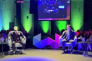 Роботи ще съветват министър Иван Василев