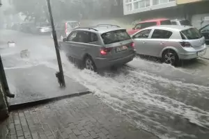 Летни бури удариха няколко града в страната