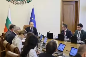 Социалните пенсии и добавки излизат от НОИ