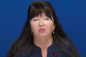 Уволнената заради "Баба Алино" шефка на кадастъра загуби във ВАС