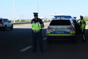 Полицията блокира ключови булеварди в София заради гонки