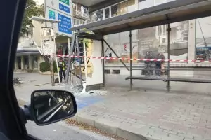 Млад дрогиран шофьор помете спирка във Варна
