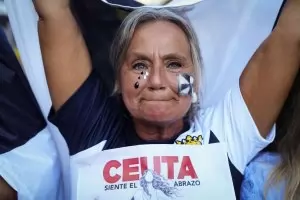 Хиляди испанци протестираха срещу мигрантите и в подкрепа на Сеута