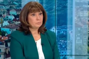 Омбудсманът поиска компенсации за спирането на топлата вода