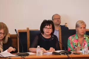 НС най-накрая се захвана да защити медиите от съдебен натиск