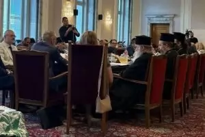 След 3-часови дебати депутатите оставиха религията за след седмица