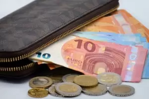 Помощите за бедни и хора с ТЕЛК за 2027 г. вече са ясни