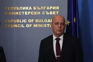 ПБ променя статута на шефа на разузнаването