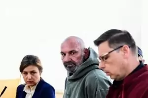 Маратонки и татуировки оставиха в ареста обвинения за разстрела в Пловдив