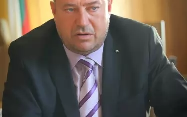 Петър Харалампиев плати 100 000 лв. гаранция и излезе от ареста