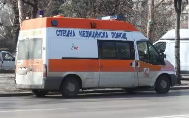 Боклукчийски камион уби баба и рани внучето й в София