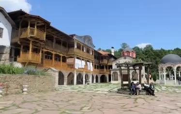Продават Гигинския манастир на търг заради дълг към КТБ