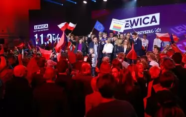  Управляващите консерватори бетонираха властта си в Полша