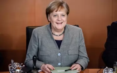 Меркел изпревари Аденауер по дълголетие като канцлер на Германия