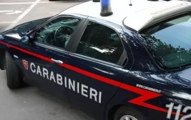 Българин опитал да подкупи полицаи в Италия с ракия и суджук