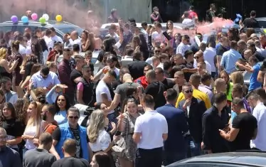 Абитуриенти и служители на дискотека в Пловдив са с коронавирус 