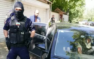 Прокурори атакуваха адрес в Симеоново
