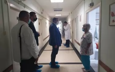 Лекари станаха медицински сестри в Дулово