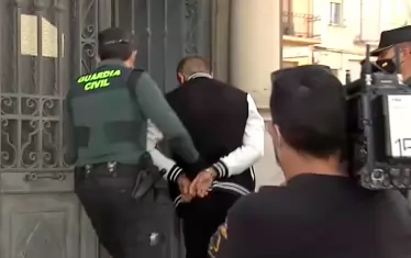 4-ма българи са арестувани за изнасилване на 14-годишна във Валенсия
