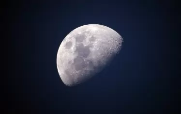 Спорове: Да има ли 4G на Луната
