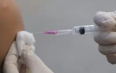 Брюксел препоръча наесен ваксиниране на деца срещу ковид