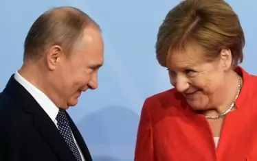 Путин и Меркел обсъдиха съвместно производство на ваксини 