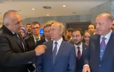 МВР бие българи, Бойко плаче за Навални
