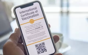 Европа ускори въвеждането на ваксинационни паспорти