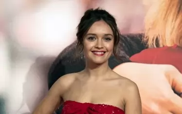 Оливия Кук на премиерата на „Животът такъв, какъвто е“ в Лондон през 2018 г.