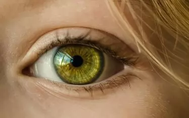 Не 2, а 50 гена влияят върху цвета на очите ни