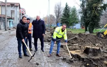 След приятелски огън от ГЕРБ, и граждани атакуват пловдивската управа