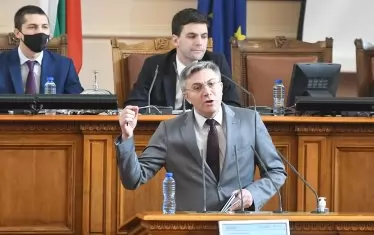 ДПС атакува министър Рашков с 69 въпроса за изборен тормоз