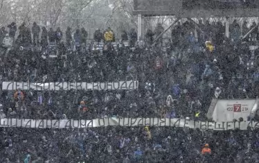 В агитката на "Левски" се появиха няколко надписи срещу руското нахлуване в Украйна.