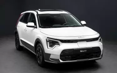 Kia Niro вече има две версии на ток