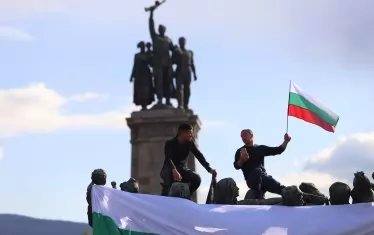 България - добрият стар приятел, се изправя срещу Русия