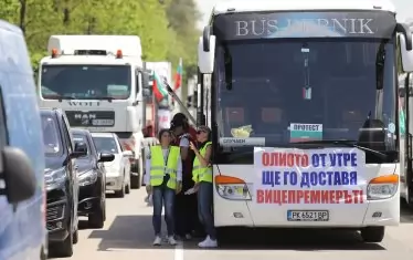 Транспортните компании обявиха война на правителството, защото смятат, че държавата не ги подпомага достатъчно.